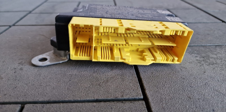 Calculator motor ECU Cod: A2139007105 A2
