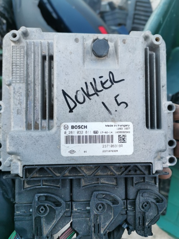 Calculator motor ECU Dacia Dokker 1.5 dci cod 2371