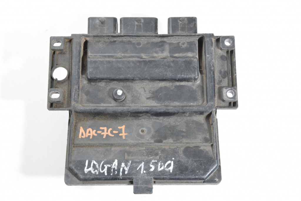 Calculator Motor / ECU Dacia LOGAN (LS) 