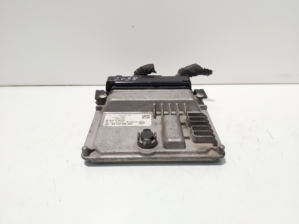 Calculator motor ECU Delphi, cod 03P906021AB, Skoda Roomster (5J), 1.2 TDI, CFW (idi:680711)