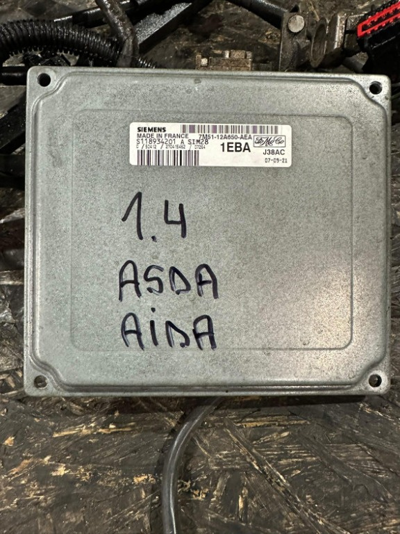 Calculator motor ECU Ford Focus 2 1.4 benzina ASDA ASDB S118934201 - imagine 1
