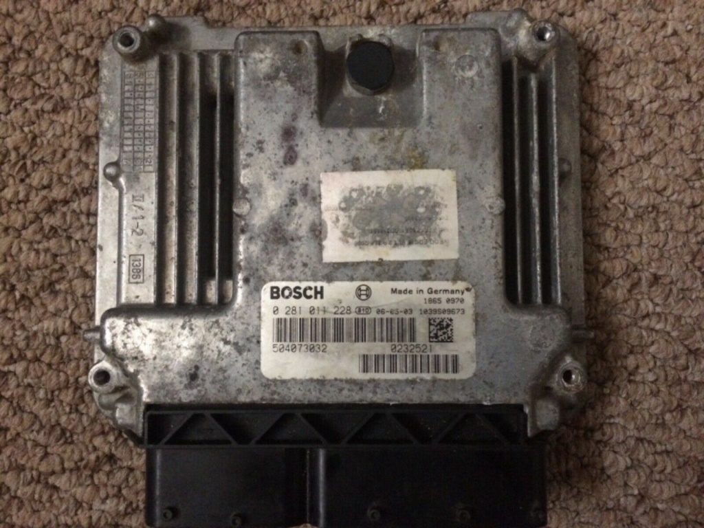 Calculator motor Iveco Daily 2,3 jtd cod