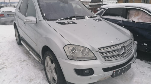 Calculator motor Mercedes Benz ML 320 2007 3.