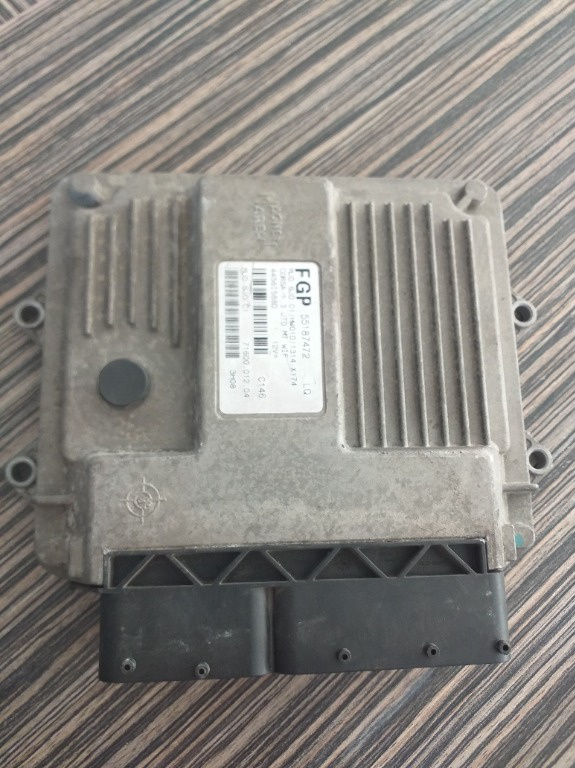 Calculator motor Opel Corsa C 1.3 CDTI, an fabricatie 2005, cod. 55187472