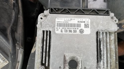 Calculator motor Skoda Octavia 2 1.9 diesel 2