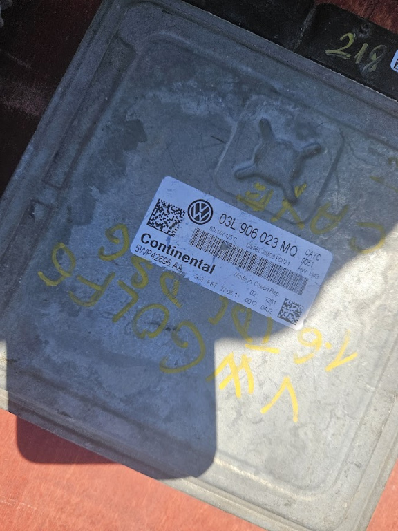Calculator motor Vw Caddy 1.6 TDI CAYC cod 03L906023MQ Hw : H43