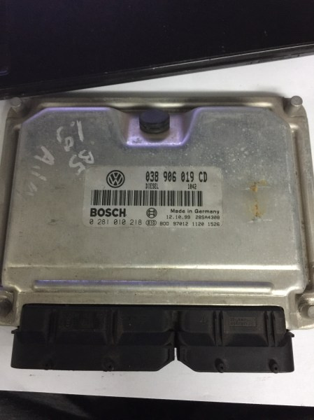 Calculator motor VW Passat B5 1.9 TDI AJM cod: 038906019 CD 038906019CD