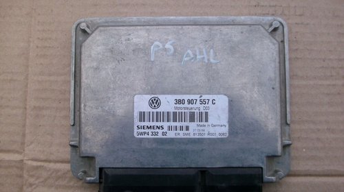 Calculator motor VW Passat cod 3B0907557C