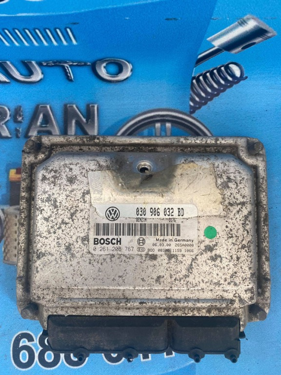 Calculator motor VW Polo 6N 1.4 MPI cod: 030906032BD 0261206767