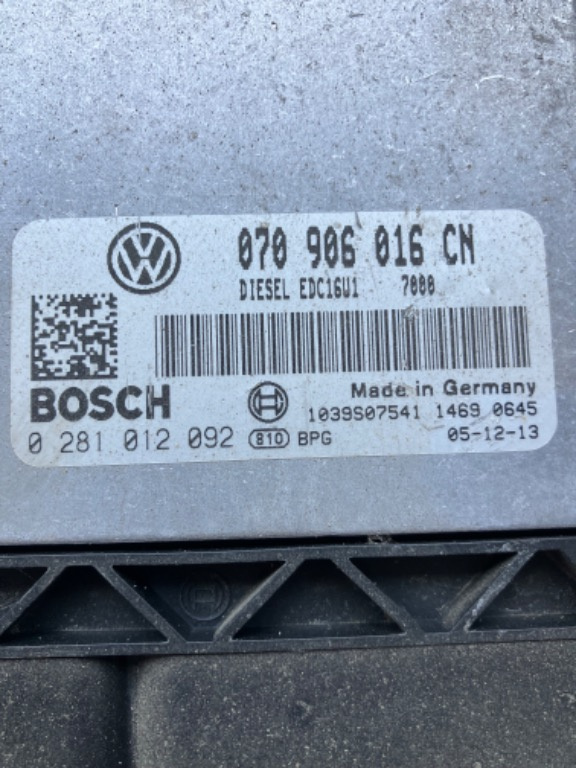 Calculator motor Vw Transporter T5 2.5 t