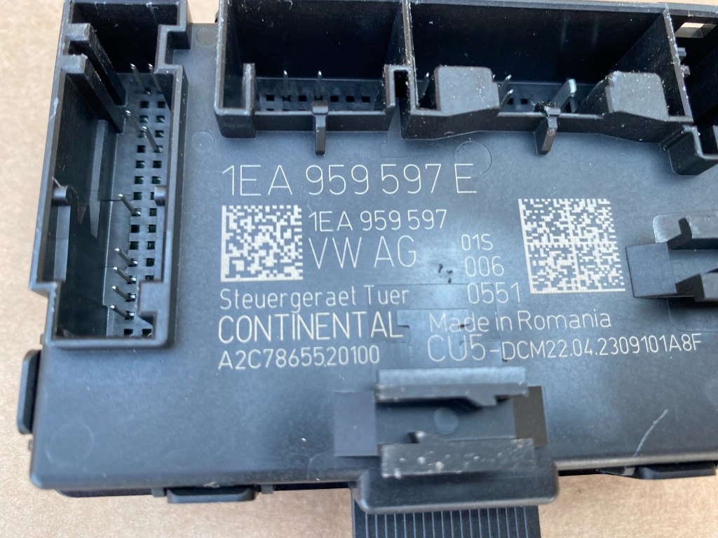 Calculator usa dreapta spate VW ID4 ID.4