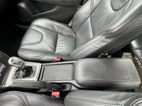 Capac cotiera piele Volvo V40 din 2013