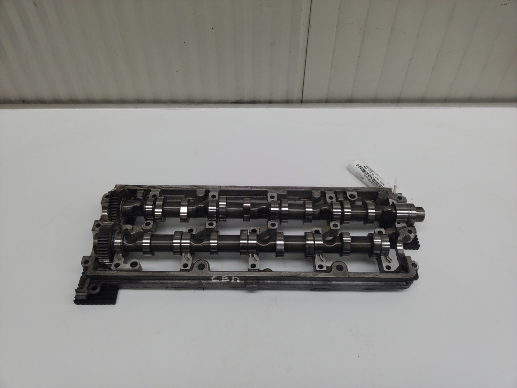 Capac cu axe came inclus Audi A4 B8 (8k2) 2.0 Tdi an 2014 2.0 tdi , cag cod piesa 03L103286