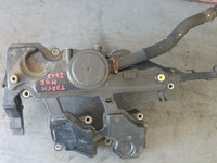 Capac culbutori 2.0 dci m9r renault trafic 2 opel vivaro 8200608360