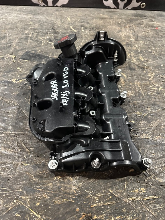Capac culbutori Jaguar XF Jaguar XJ 3.0 V6 2.7 V6 - cu buson ulei - imagine 2