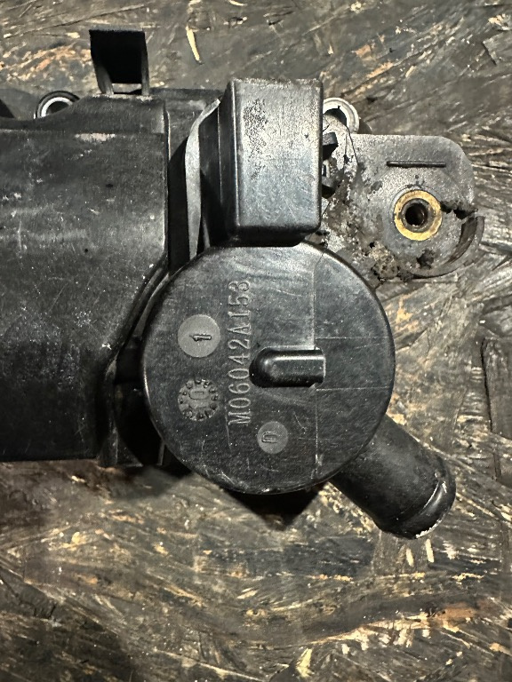Capac culbutori M06042A153 Citroen 1.6HDI , Peugeot 1.6 HDi , Ford 1.6 tdci - imagine 2