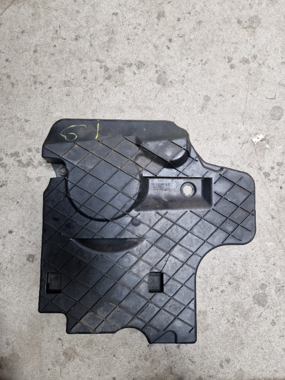 Capac distributie A651 2.2 cdi cod A6510101867 Mercedes SLK 2007-2014