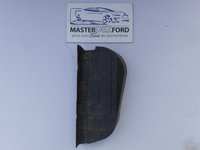 Capac distributie Ford Fiesta mk6 1.6 tdci COD : 8A61-6775-BA