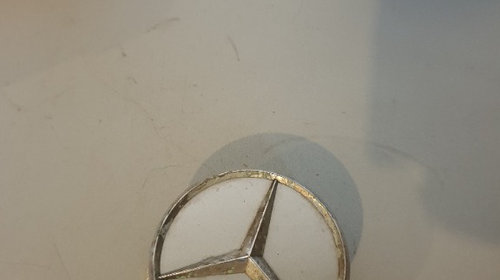 Capac janta aliaj pentru Mercedes cod 2204000