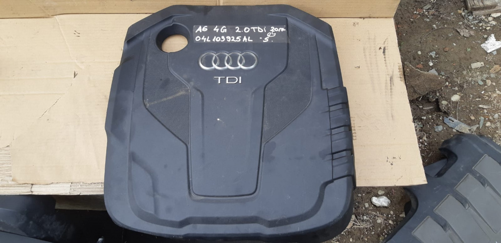 Capac motor AUDI A4,A5,A6,Q5 2.0 tdi, cod 04L103925AL , an 2009-2016