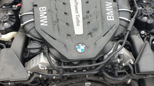 Capac motor BMW F01 F10 F06 4.4 benzina Twin 