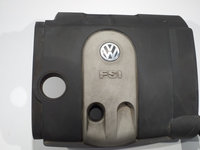 Capac Motor/Filtru aer VW Golf 5 1.6 FSI