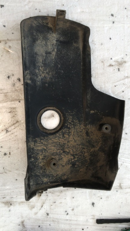 Capac motor Iveco Daily 2.3 JTD An 1999-2006 cod 504034873A