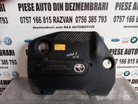 Capac Motor Mazda 5 2.0 Diesel RF7J Dezmembrez - Dezmembrari Arad