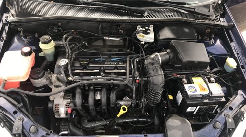 Capac motor protectie Ford Focus 2002 hatchback 1,4 benzina