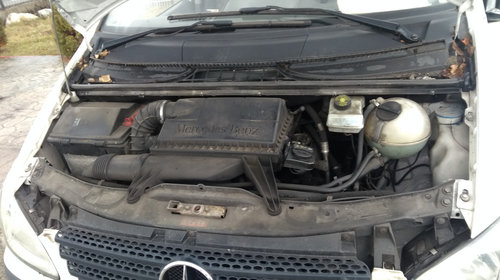 Capac motor protectie Mercedes Vito W639 2008 2,2 2,2