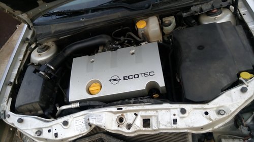 Capac motor protectie Opel Vectra C 2005 Sedane 1.8i