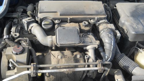 Capac motor protectie Peugeot 206 2003 HATCHBACK 1,4 HDI