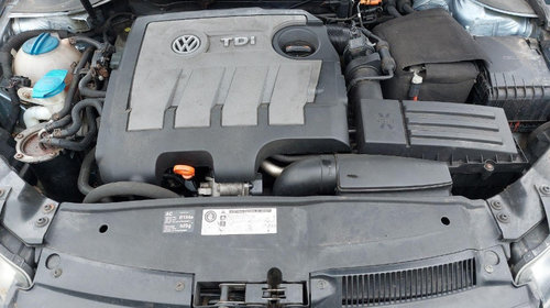 Capac motor protectie Volkswagen Golf 6 2009 