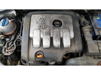 Capac motor protectie Volkswagen Passat B6 2005 Break 2.0 BKP