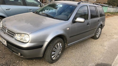 Capac motor protectie VW Golf 4 2004 hatchback 1.6 i