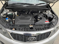 Capac motor si piese kia sorento 2.2 crdi din dezmembrari