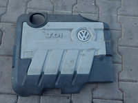 Capac motor Vw Passat B6 2.0 TDI cod produs: 03L103925