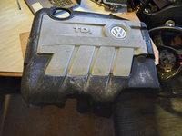 Capac motor VW Passat B6 Golf 6 2.0 TDI cod produs:03L103925AD/03L 103 925 AD