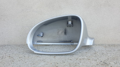 Capac Oglinda Stanga VW Golf 5 Plus - 1K08575