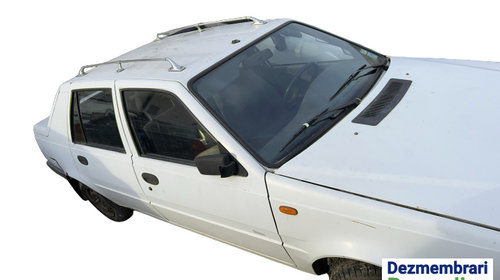 Capac panou sigurante motor Dacia Super nova [2000 - 2003] liftback 1.4 MPI MT (75 hp) Cod motor: E7J-A2