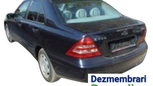 Capac sigurante bord st Mercedes-Benz C-Class W203/S203/CL203 [2000 - 2004] Sedan 4-usi C 200 CDI MT (116 hp) 2.2 CDI