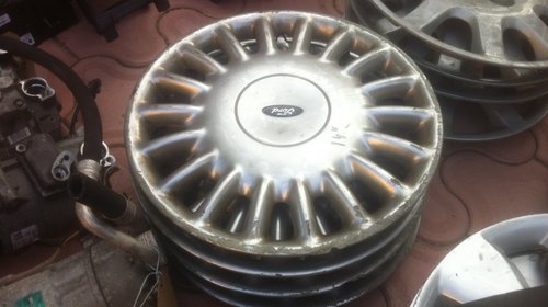 Capace Ford pe 14 inch