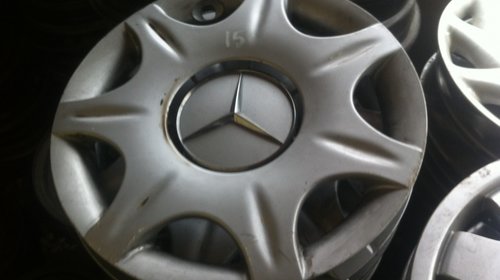 Capace Mercedes pe 15 inch