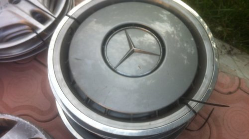 Capace Mercedes pe 15 inch