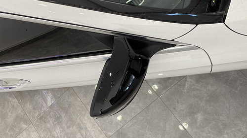 Capace oglinda tip BATMAN compatibile Mercedes Benz Seria C W205 - C205 2015-2019 negru lucios Cod:BAT10039