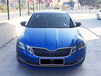 Capace oglinda tip BATMAN compatibile SKODA OCTAVIA 3 2013-2020 negru lucios Cod:BAT10077