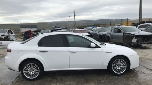 Capota Alfa Romeo 159 2009 limuzina 2387