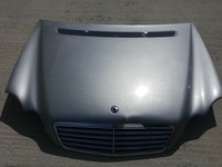 Capota fata cu grila cu mic defect Mercedes W203 C-Class