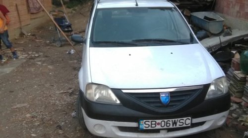 Capota fata dacia Logan 2006 alb