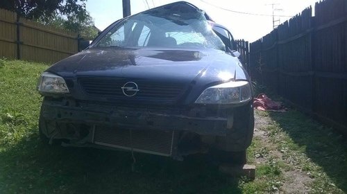 CApota fata opel astra g